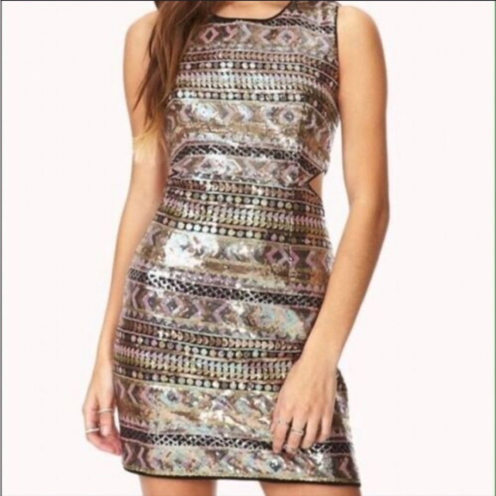 Forever 21 exclusive sparkling sequin mini dress